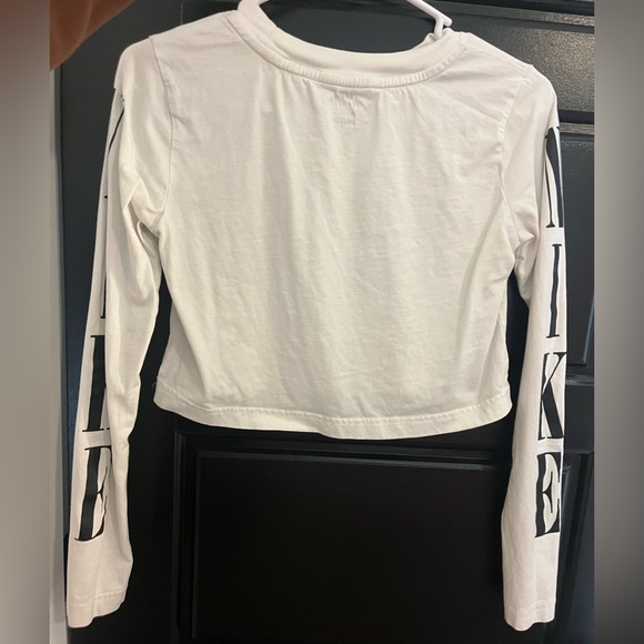 Nike long sleeve cropped T-shirt - Picture 4 of 4